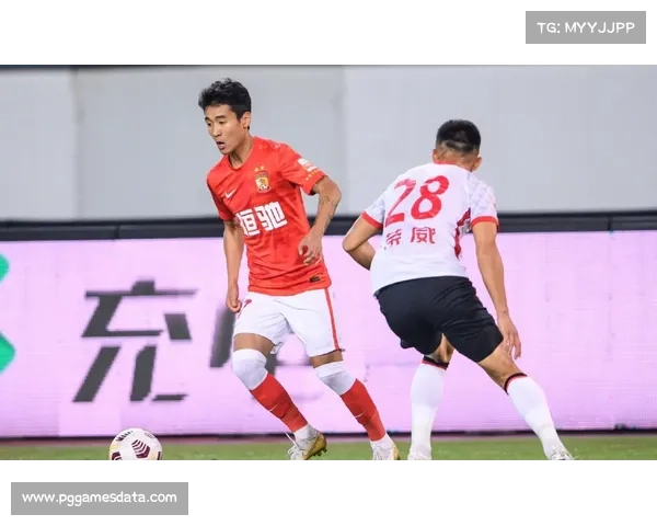 退役球员转型教练 多支球队助理教练迎来新气象